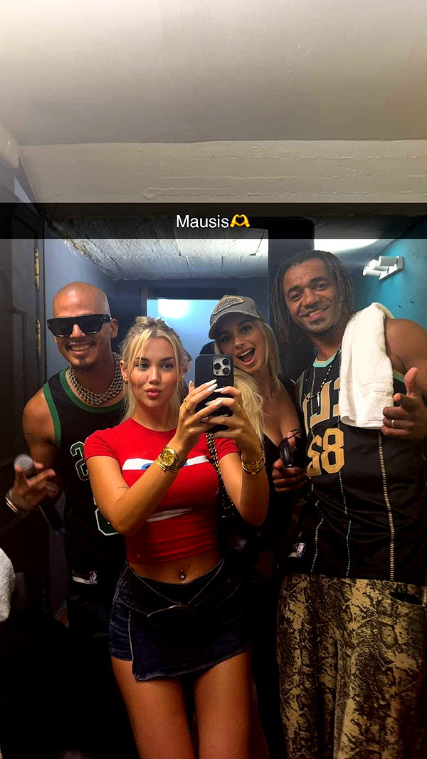 samantrasunny image ~ Altpins