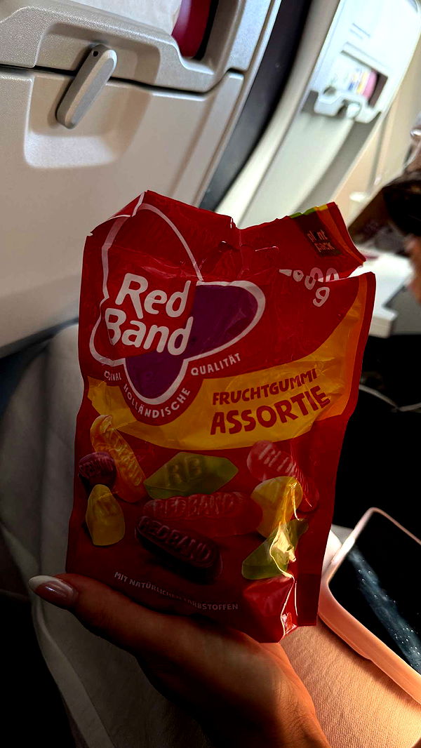 samantrasunny image ~ Altpins