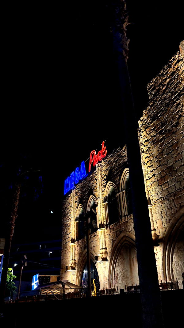 samantrasunny image ~ Altpins