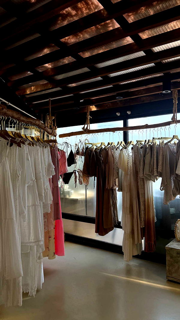 samantrasunny image ~ Altpins