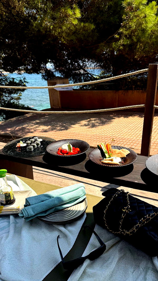 samantrasunny image ~ Altpins