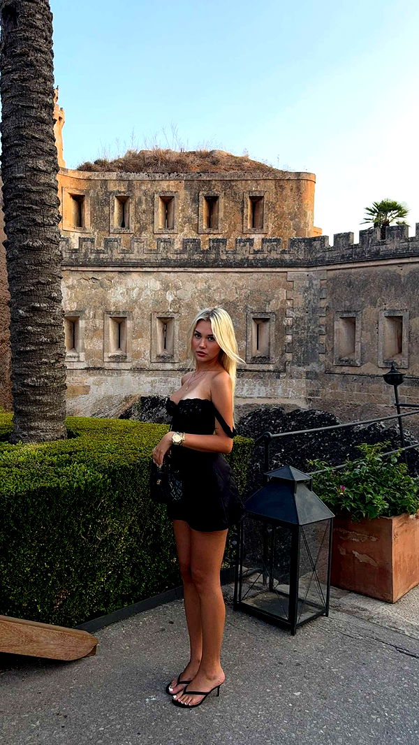 samantrasunny image ~ Altpins