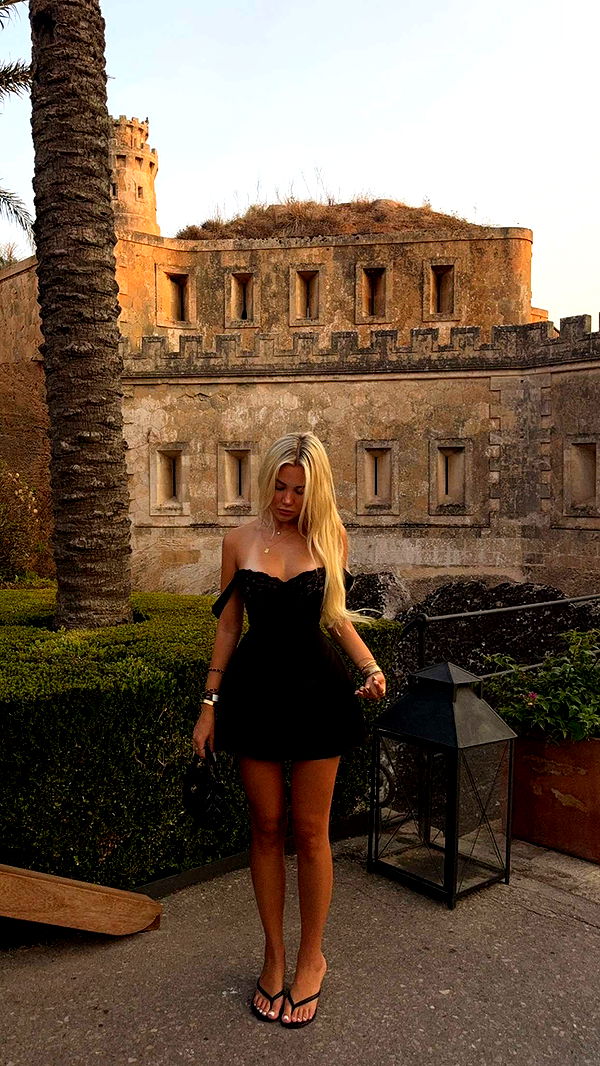 samantrasunny image ~ Altpins