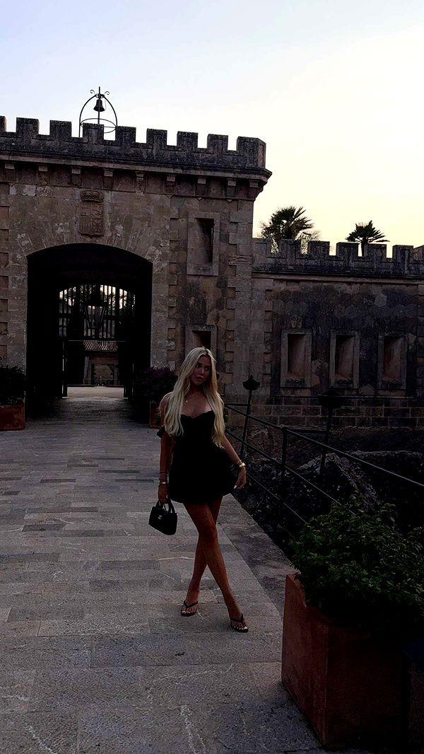 samantrasunny image ~ Altpins