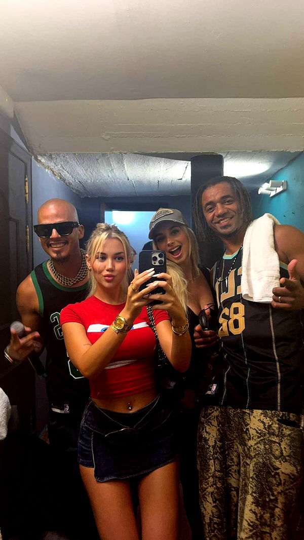 samantrasunny image ~ Altpins