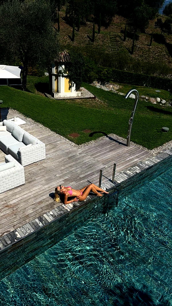 samantrasunny image ~ Altpins