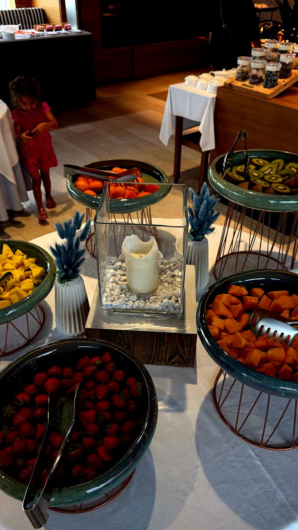 samantrasunny image ~ Altpins