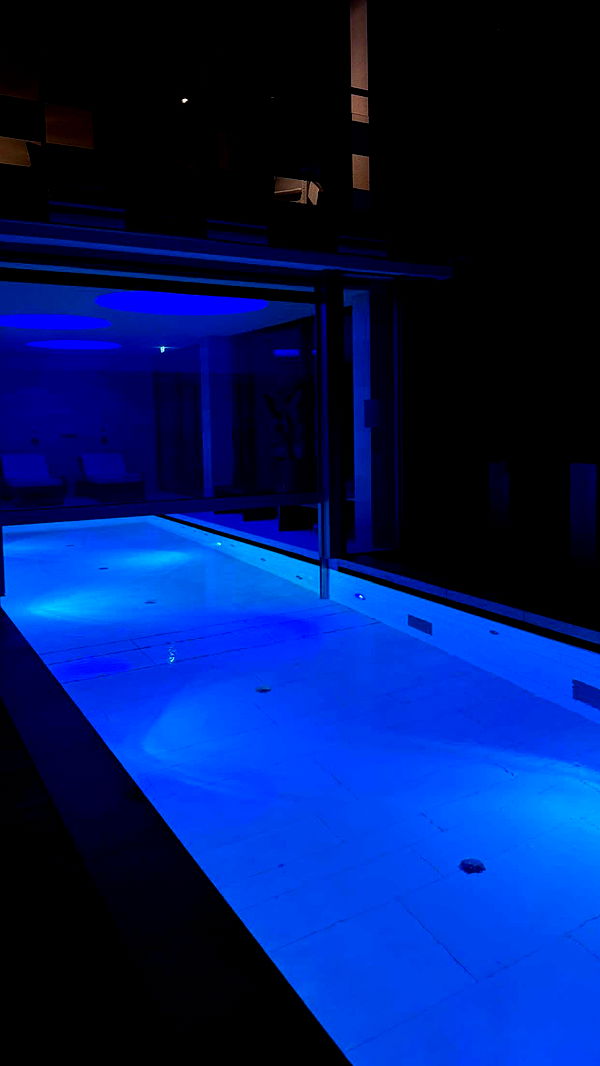 samantrasunny image ~ Altpins