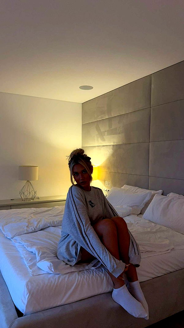 samantrasunny image ~ Altpins