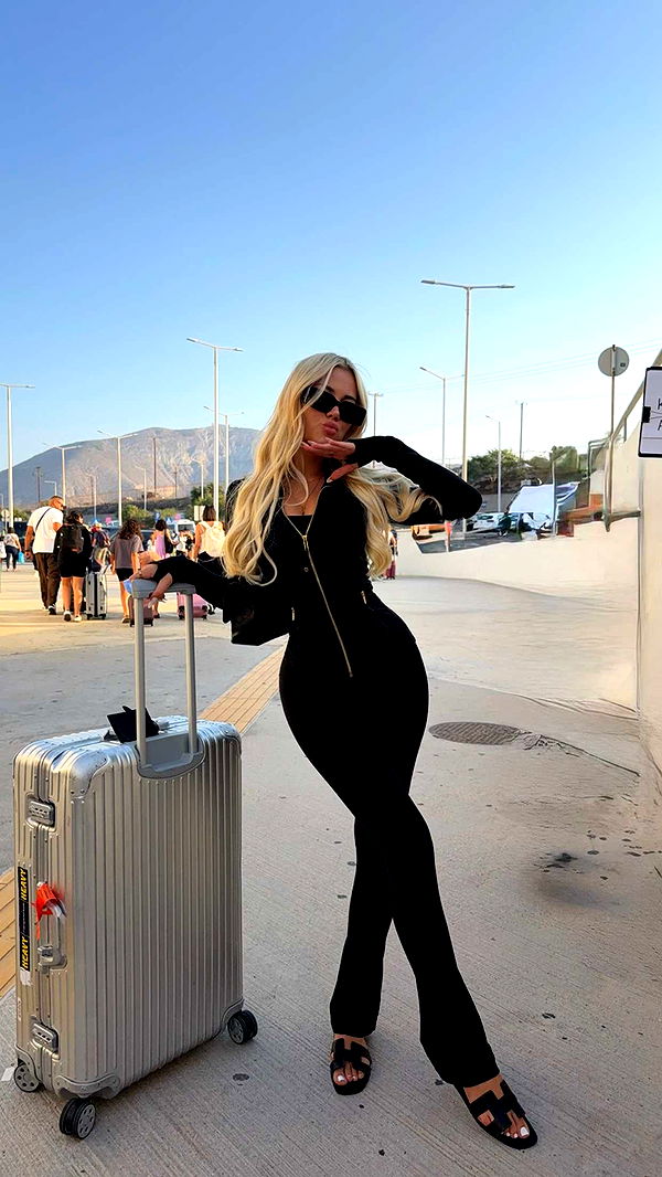 samantrasunny image ~ Altpins