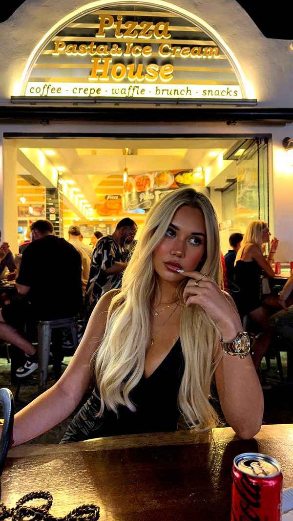 samantrasunny image ~ Altpins