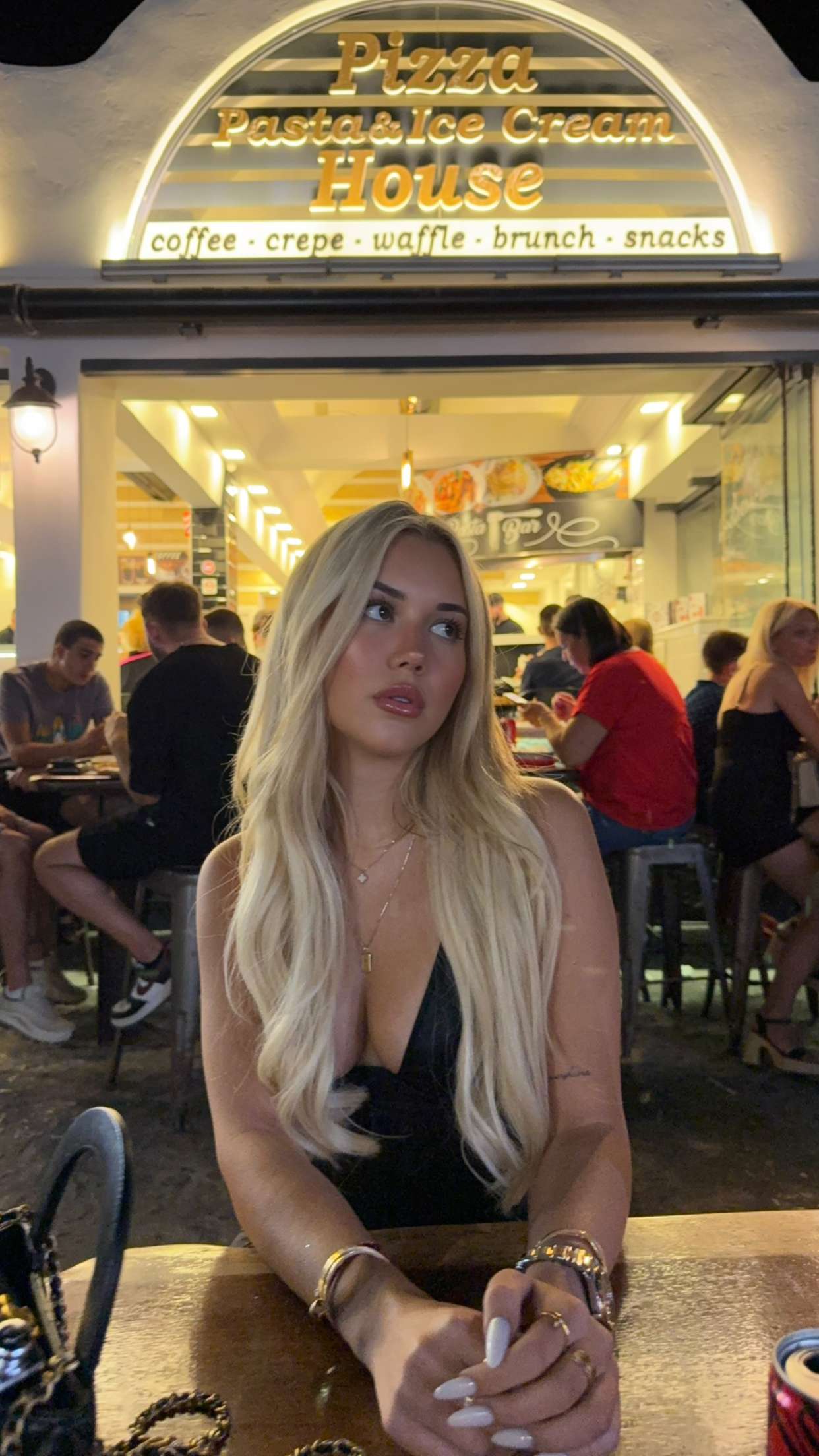 samantrasunny snapchat image archive image