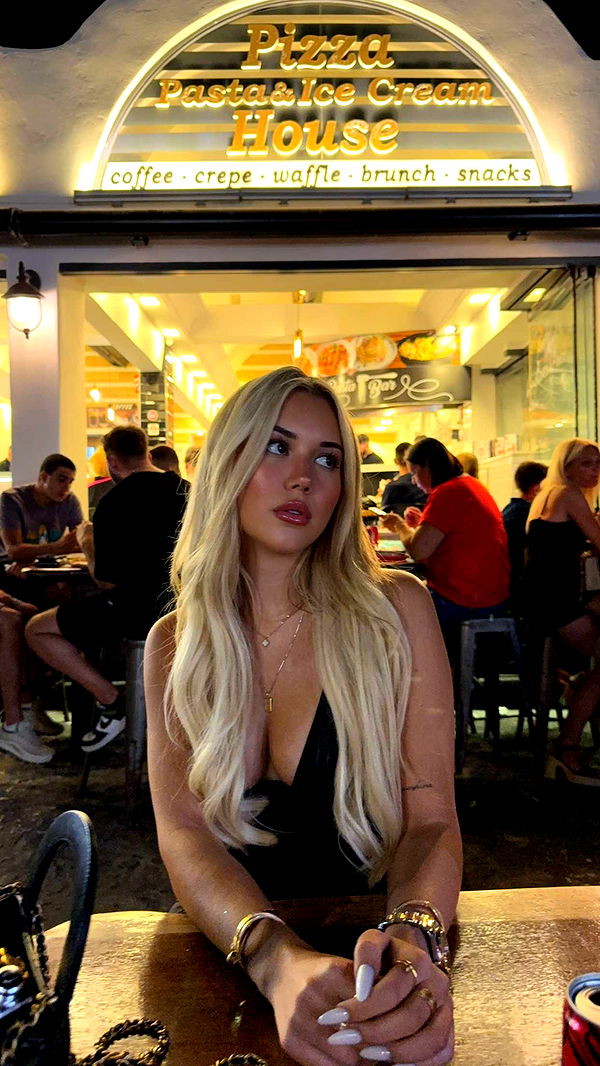 samantrasunny image ~ Altpins