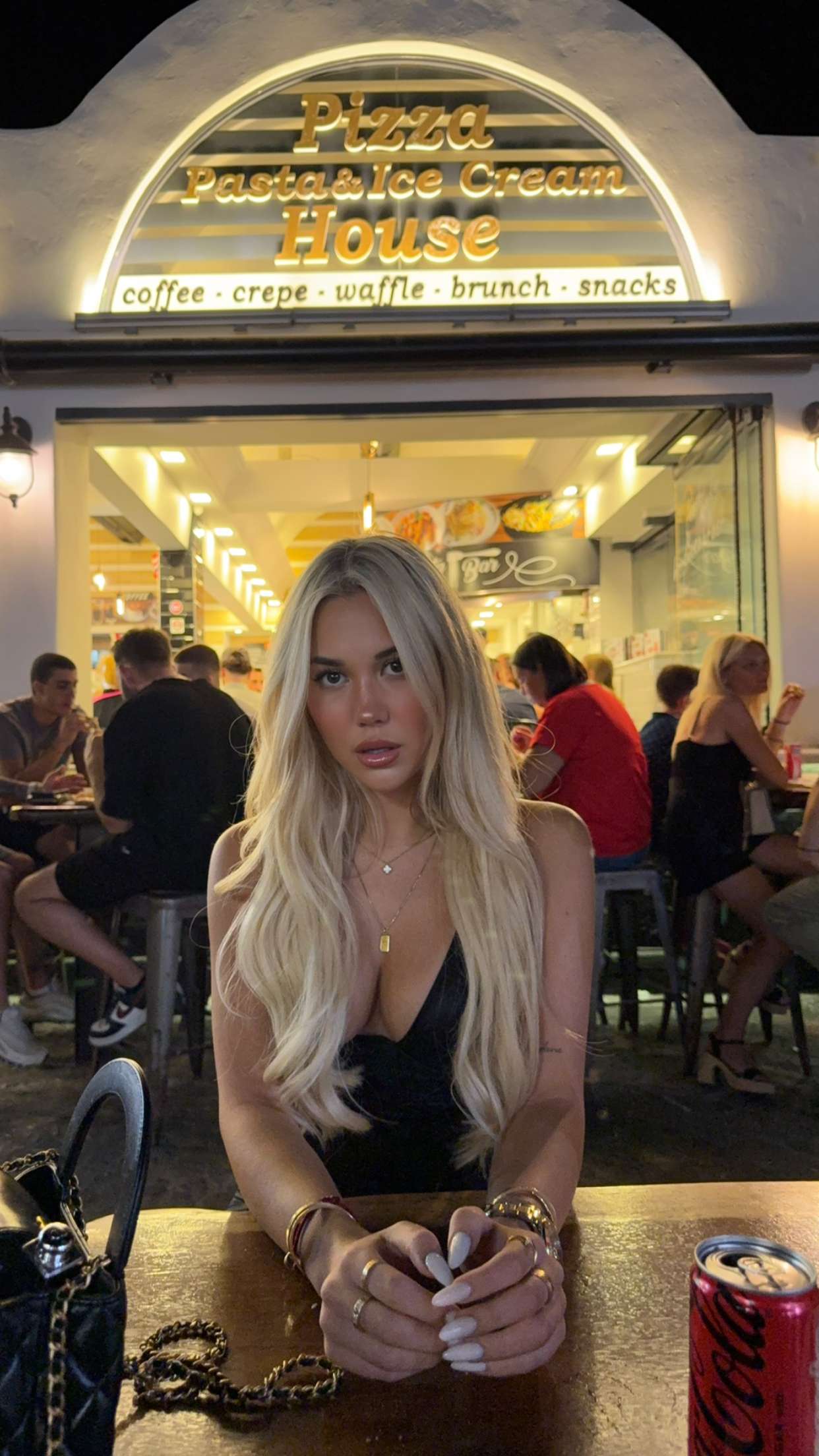 samantrasunny snapchat image archive image