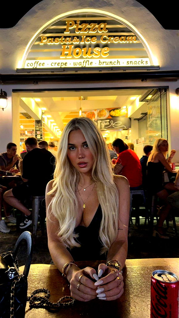 samantrasunny image ~ Altpins