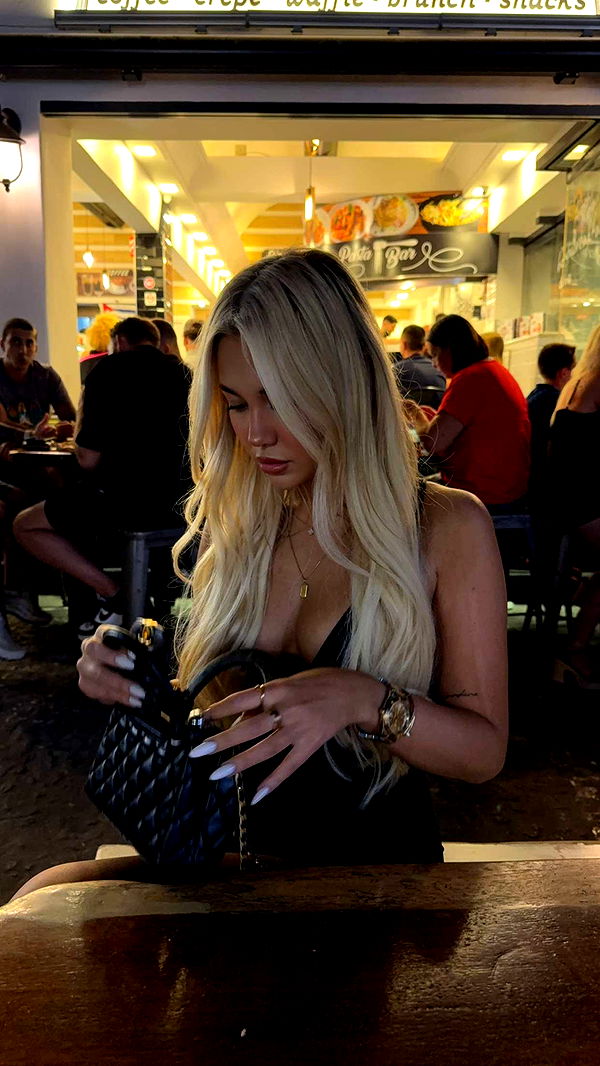 samantrasunny image ~ Altpins