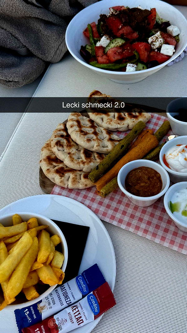 samantrasunny image ~ Altpins