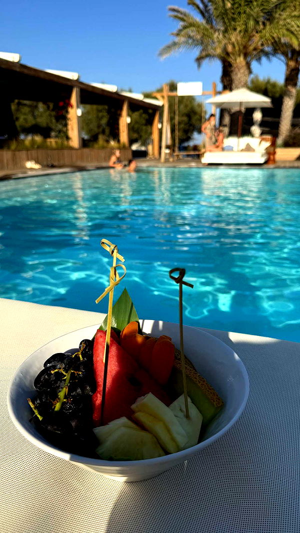 samantrasunny image ~ Altpins