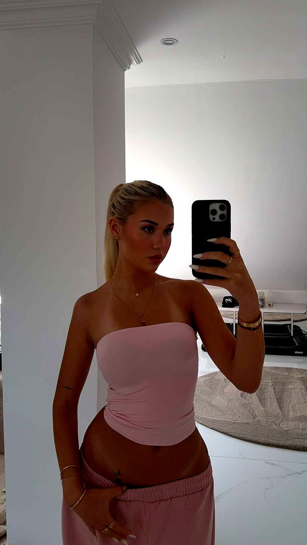 samantrasunny image ~ Altpins