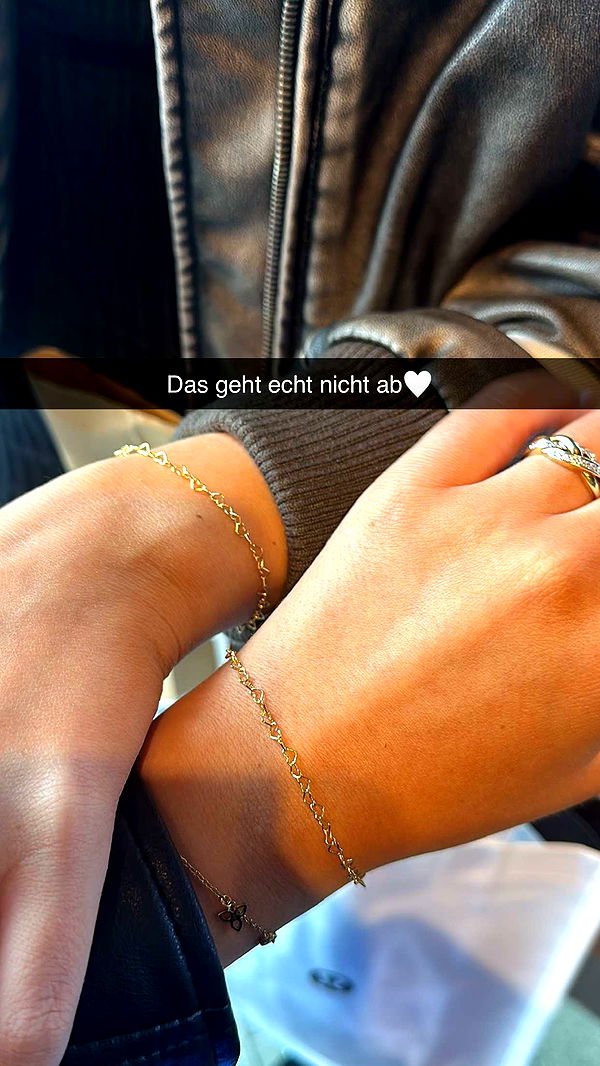 samantrasunny image ~ Altpins