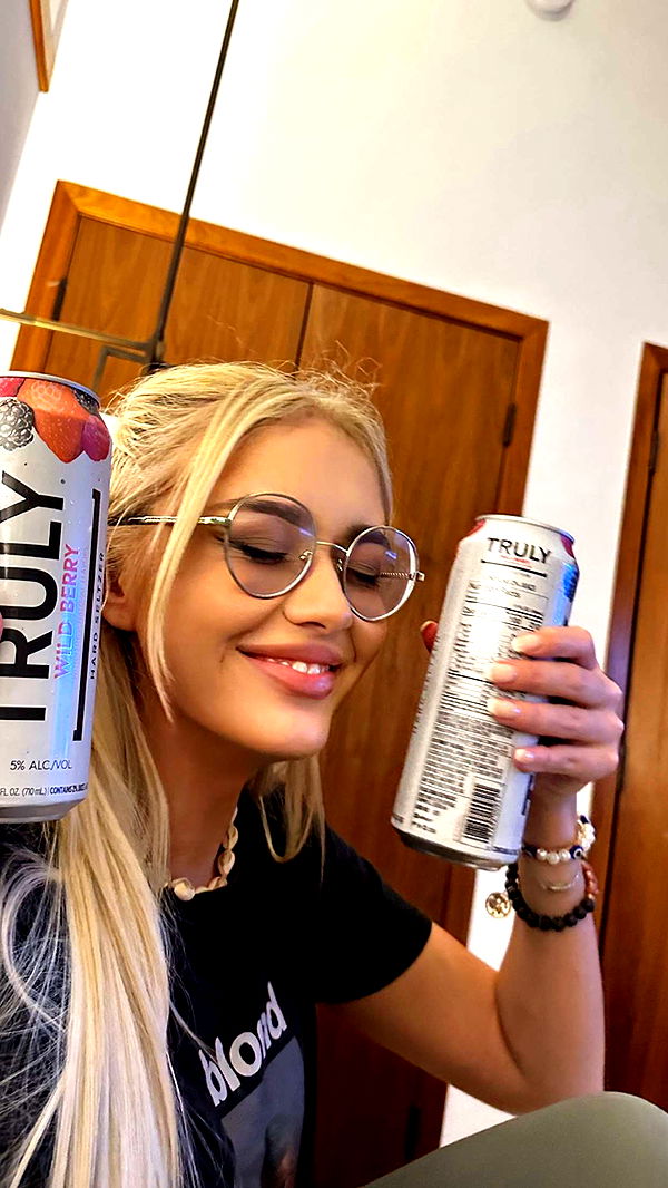 samantrasunny image ~ Altpins