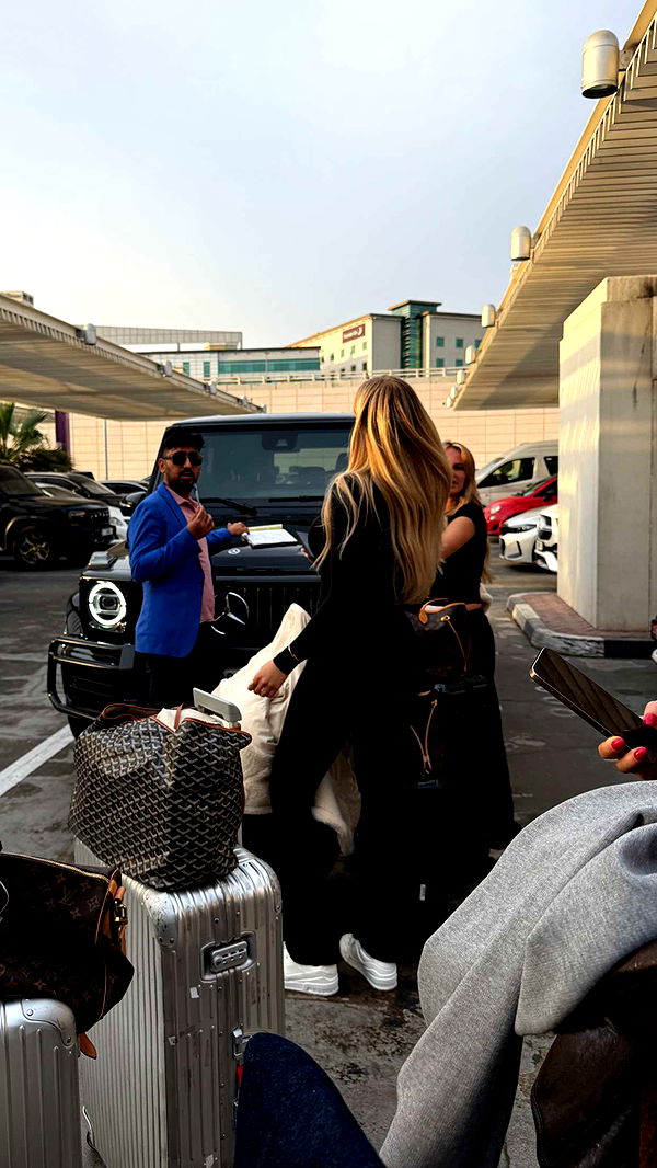 samantrasunny image ~ Altpins