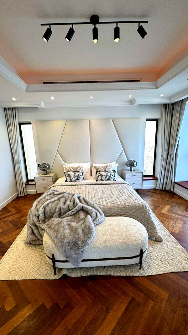 samantrasunny image ~ Altpins