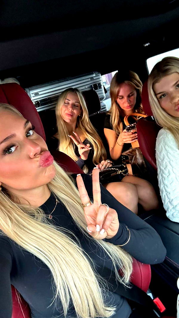 samantrasunny image ~ Altpins