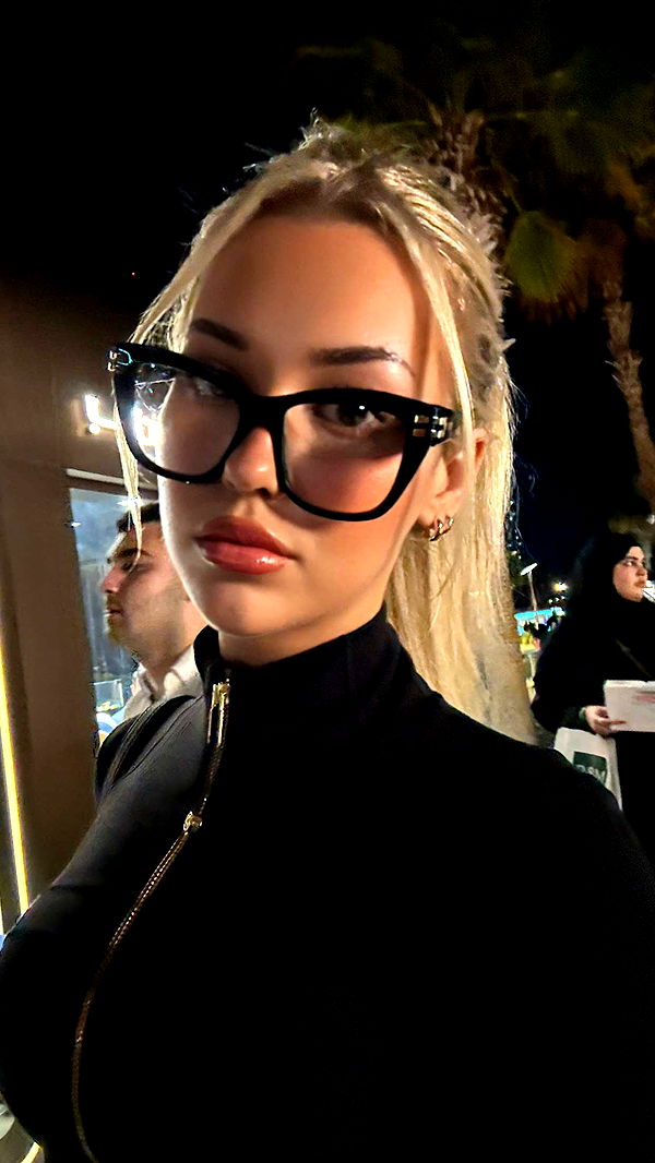 samantrasunny image ~ Altpins