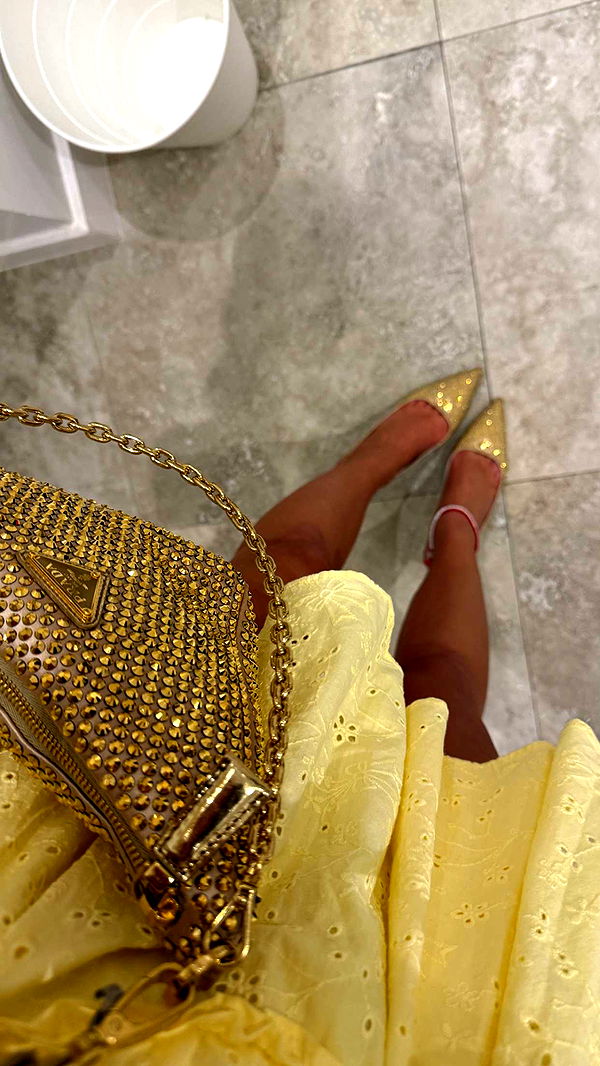 samantrasunny image ~ Altpins