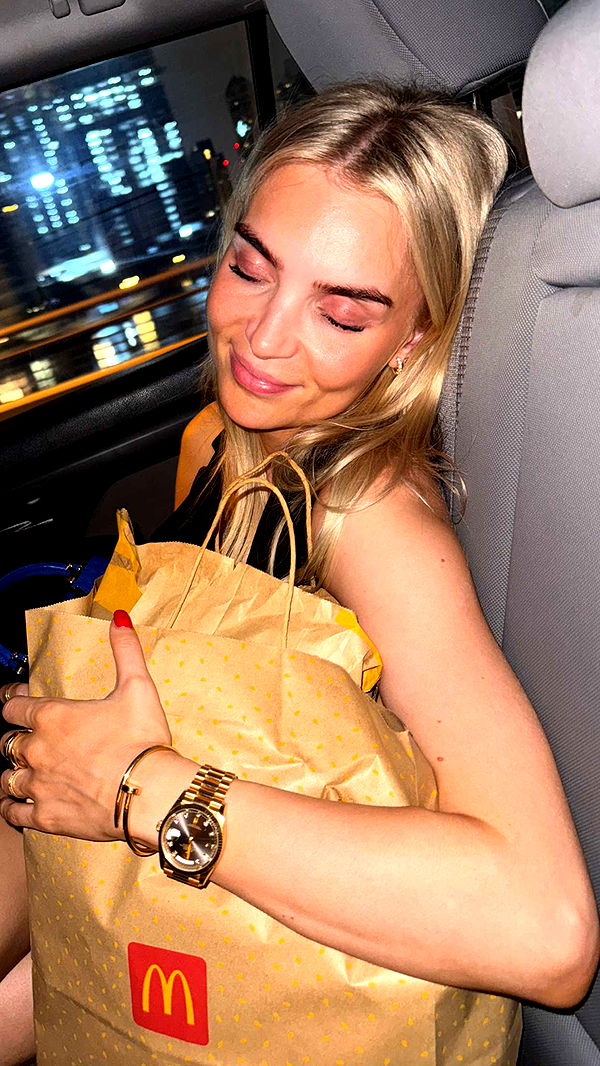 samantrasunny image ~ Altpins