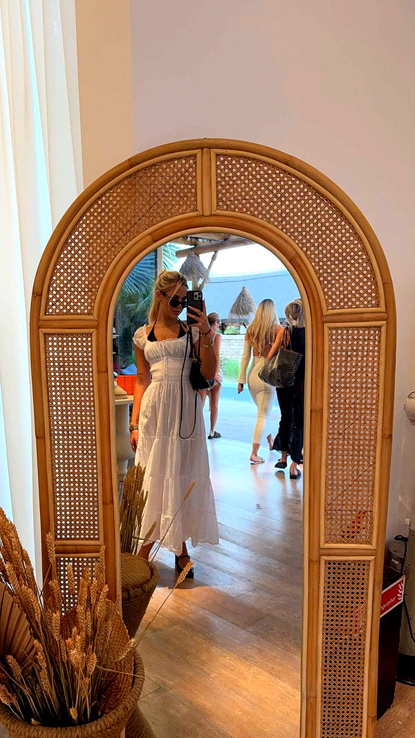 samantrasunny image ~ Altpins