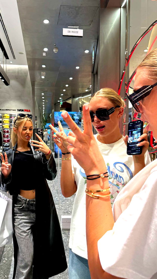 samantrasunny image ~ Altpins