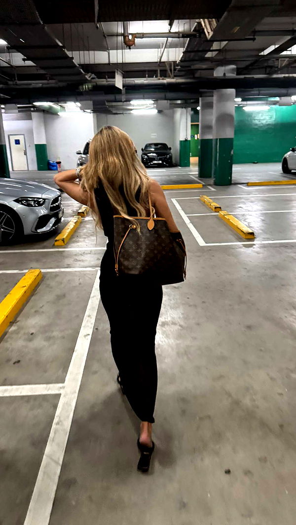 samantrasunny image ~ Altpins