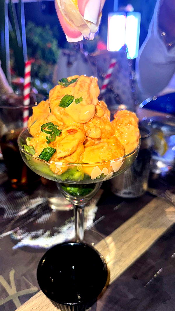 samantrasunny image ~ Altpins