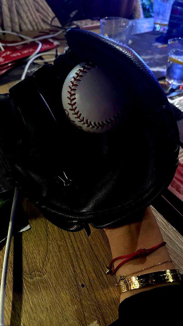 samantrasunny image ~ Altpins