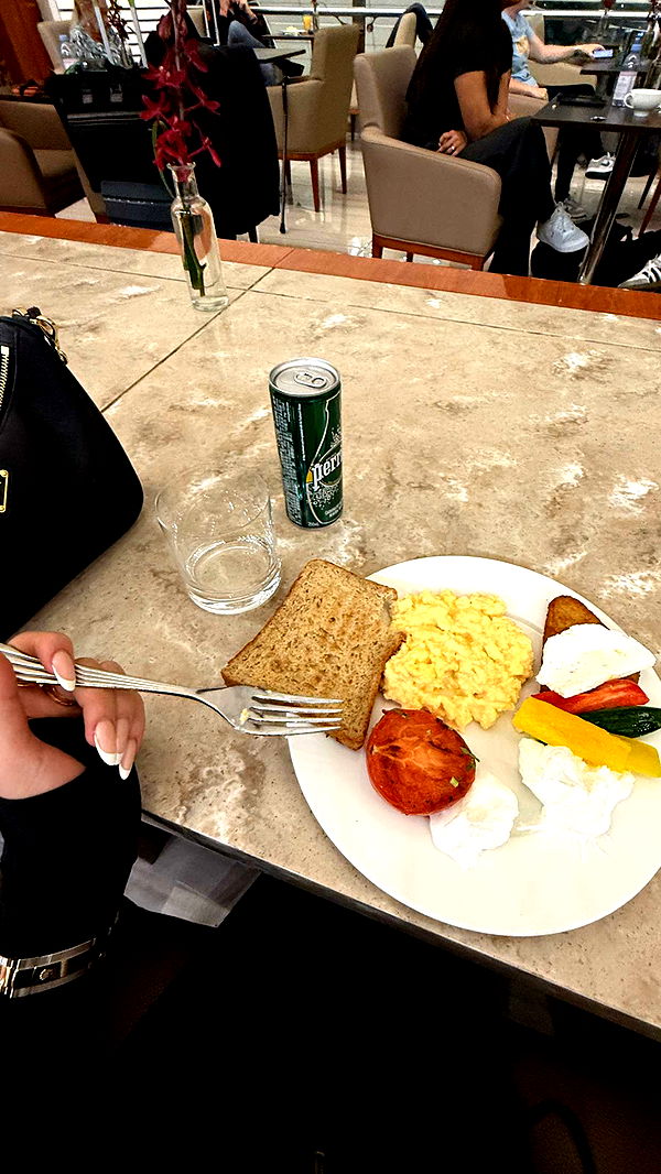 samantrasunny image ~ Altpins