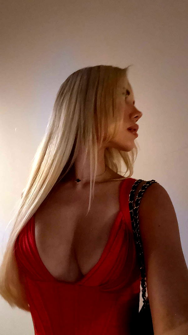 samantrasunny image ~ Altpins