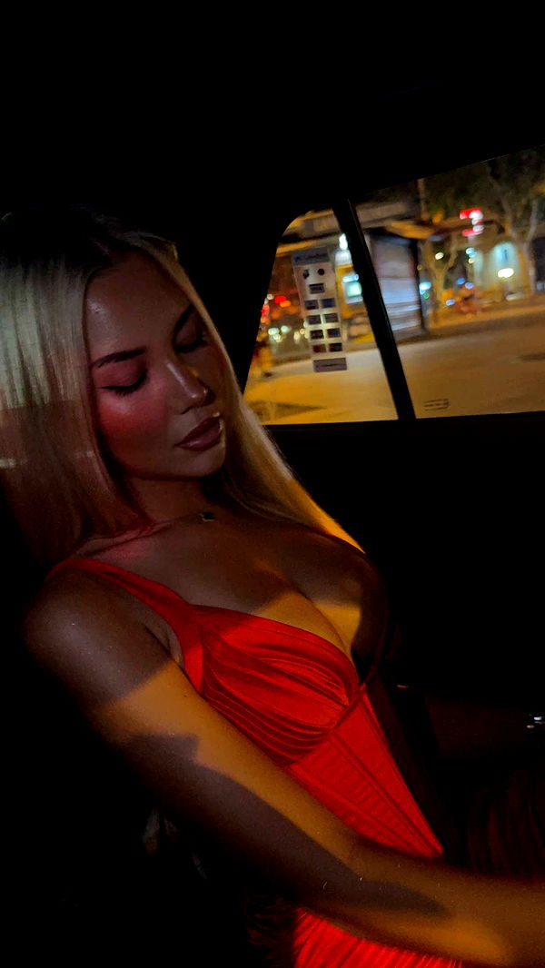 samantrasunny image ~ Altpins