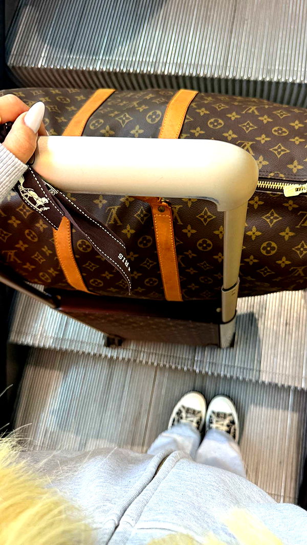 samantrasunny image ~ Altpins