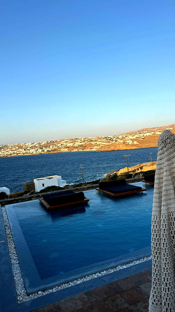 samantrasunny image ~ Altpins