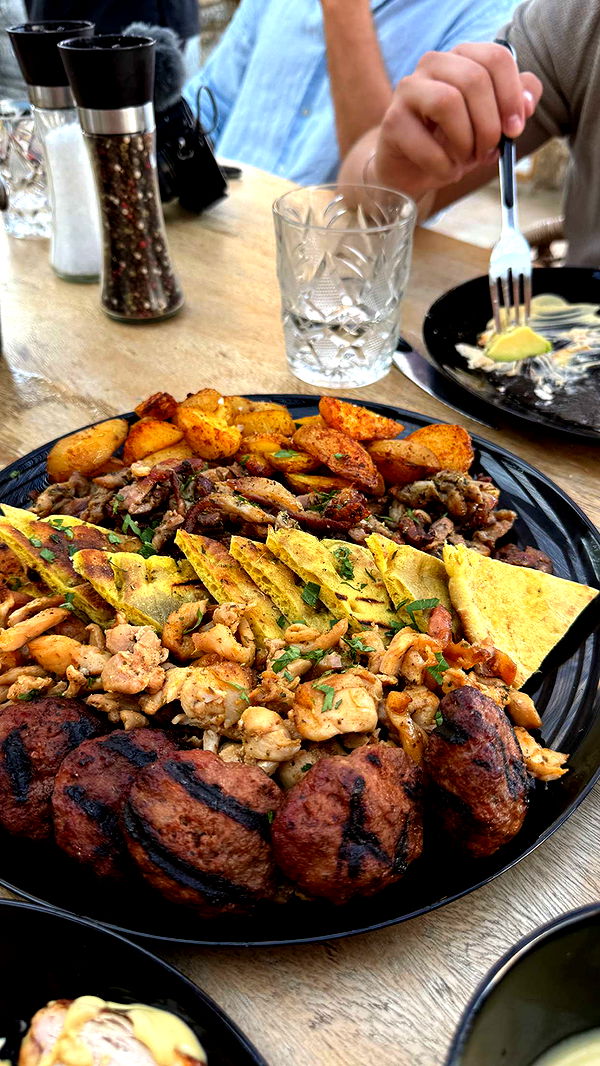 samantrasunny image ~ Altpins