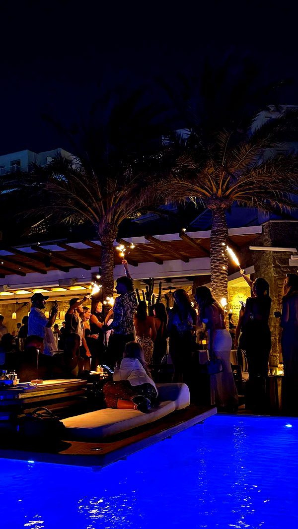 samantrasunny image ~ Altpins