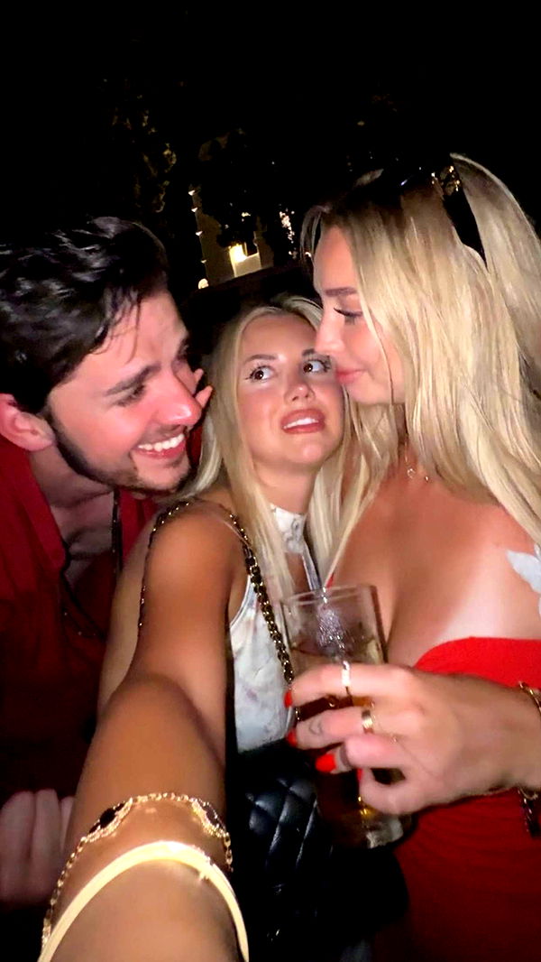 samantrasunny image ~ Altpins