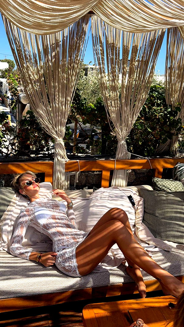 samantrasunny image ~ Altpins