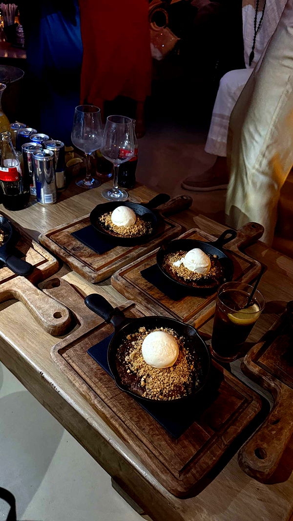 samantrasunny image ~ Altpins