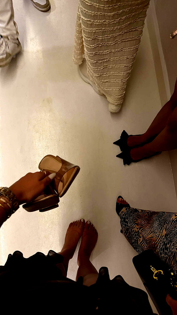 samantrasunny image ~ Altpins