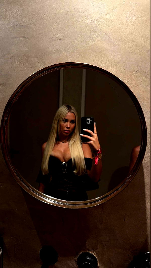 samantrasunny image ~ Altpins