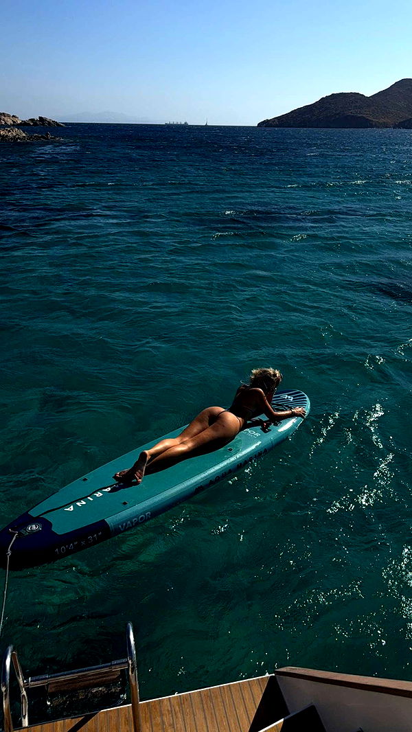 samantrasunny image ~ Altpins