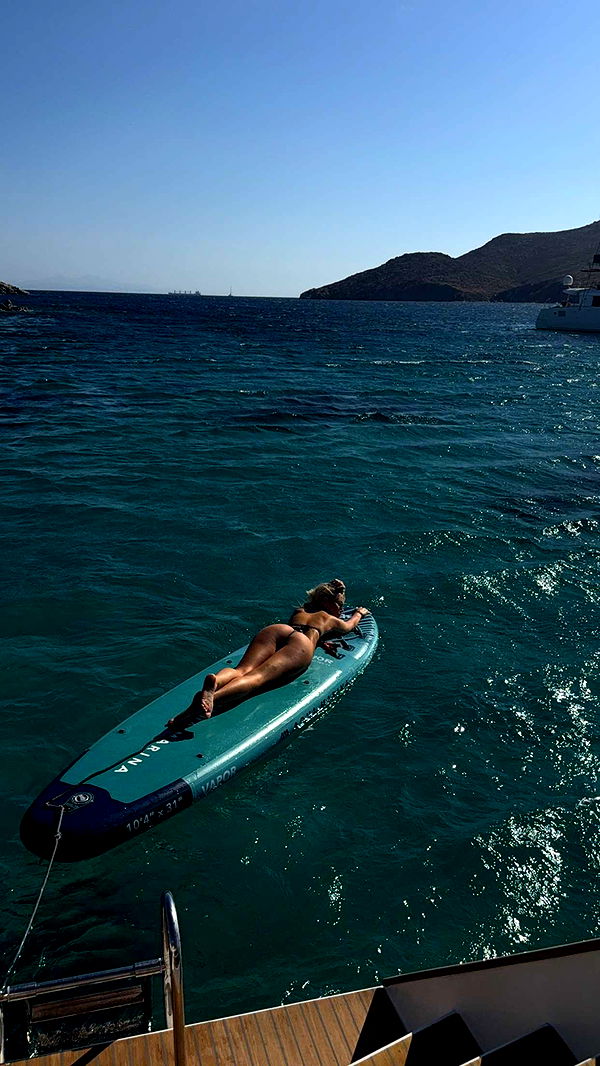 samantrasunny image ~ Altpins